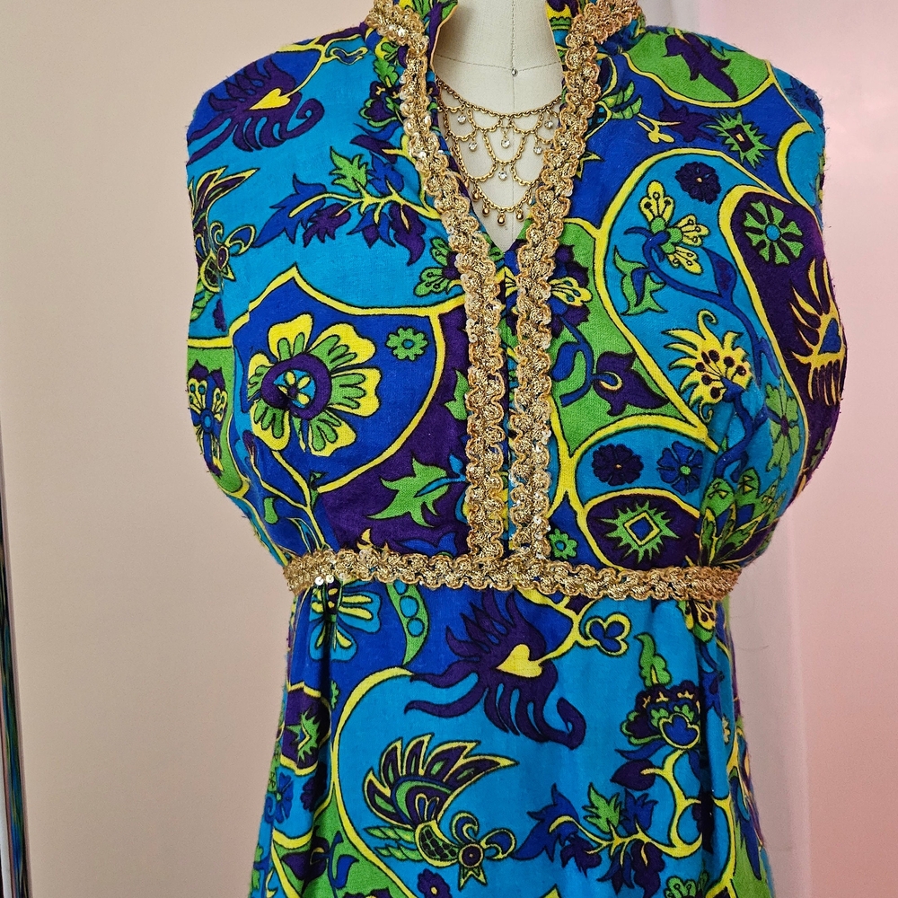 Vintage 60s Maxi Length Dress,Jewel Toned Psychedelic Print Sleeveless 60s Dress